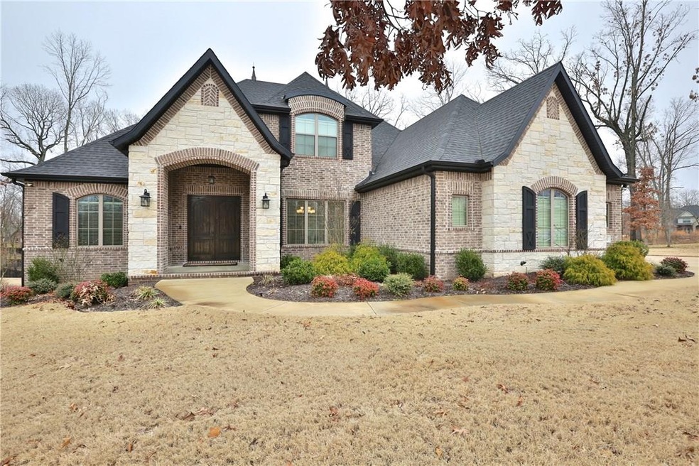 1502 Dauphine Ct, Centerton, AR 72719 - photo 1