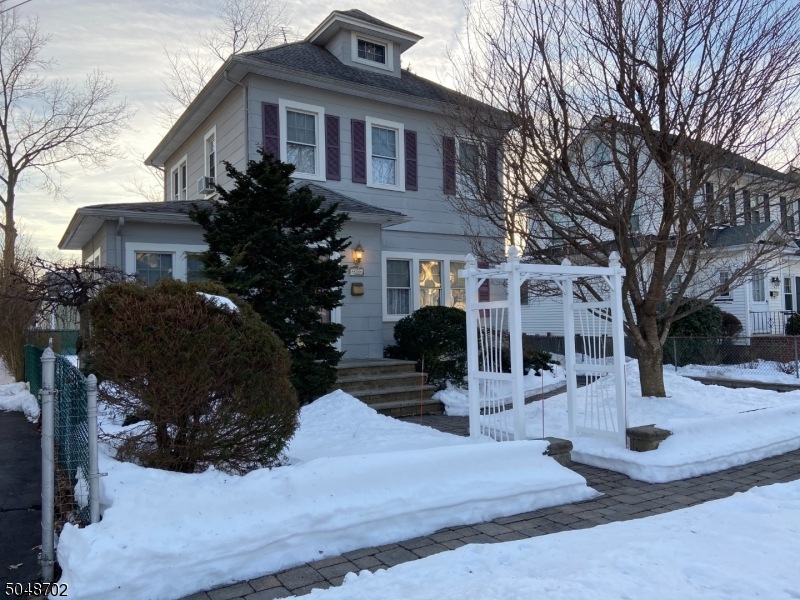 426 Warren St, Scotch Plains, NJ 07076 - photo 1