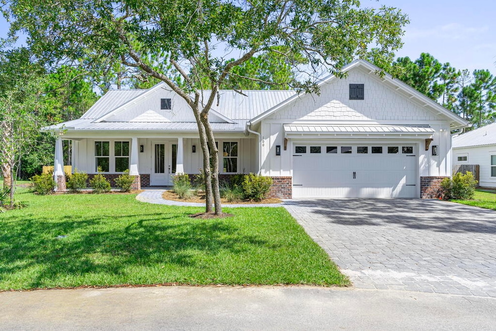 100 Grizzly St, Freeport, FL 32439 - photo 1