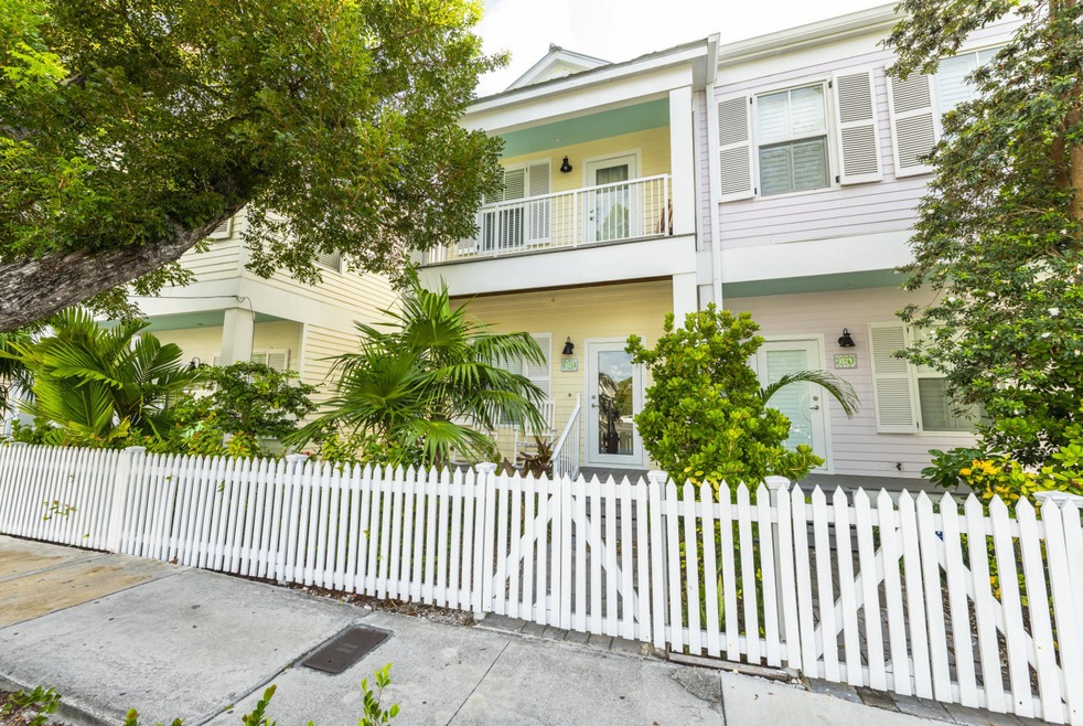 1_Front Exterior