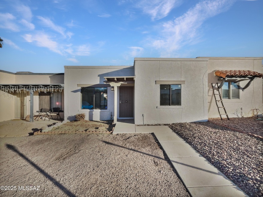 2674 S Oakenshield Way, Tucson, AZ 85730 - photo 1