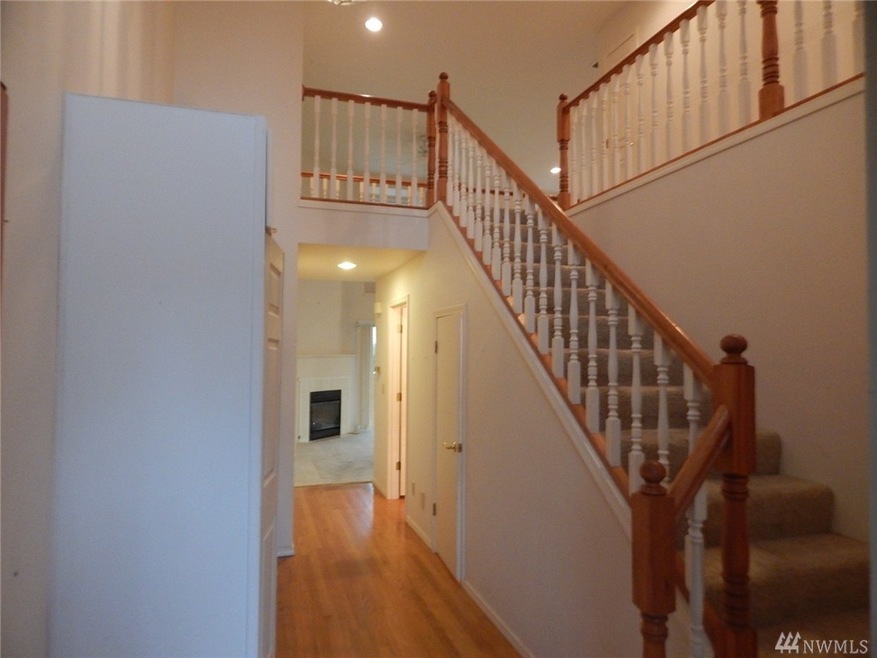 1178 E Grover St unit 204, Lynden, WA 98264 - photo 1