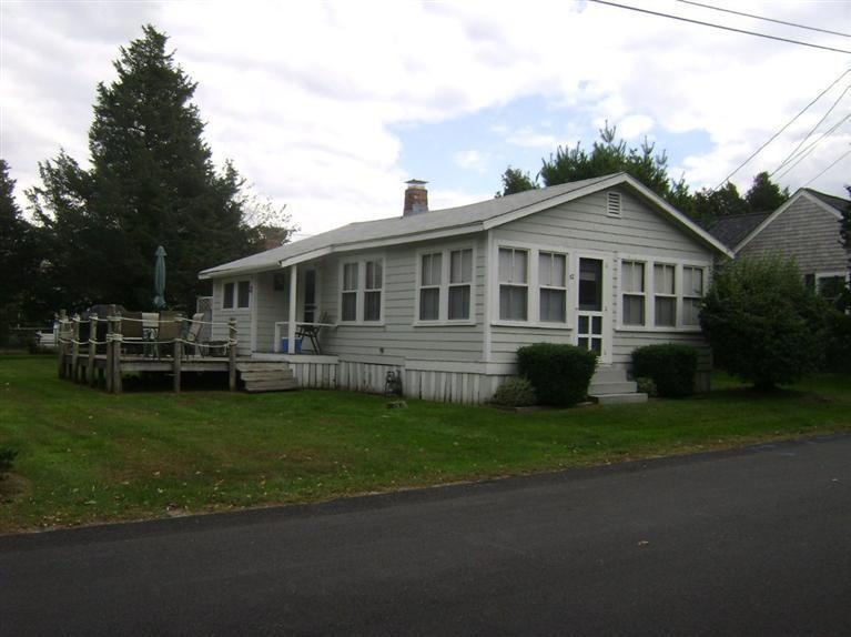 52 Wamsutta Ave, Pocasset, MA 02559 - photo 1