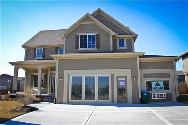 502 Meadowlark Dr, Raymore, MO 64083 - photo 1