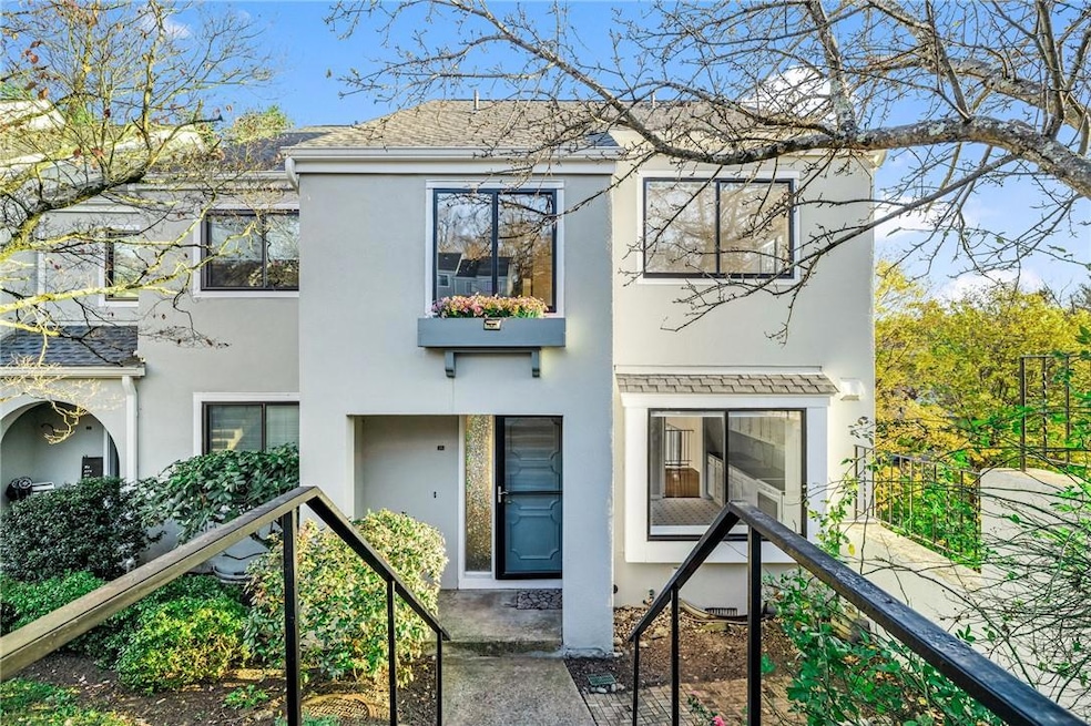 Sold $650,000 • Co-Listing Agent