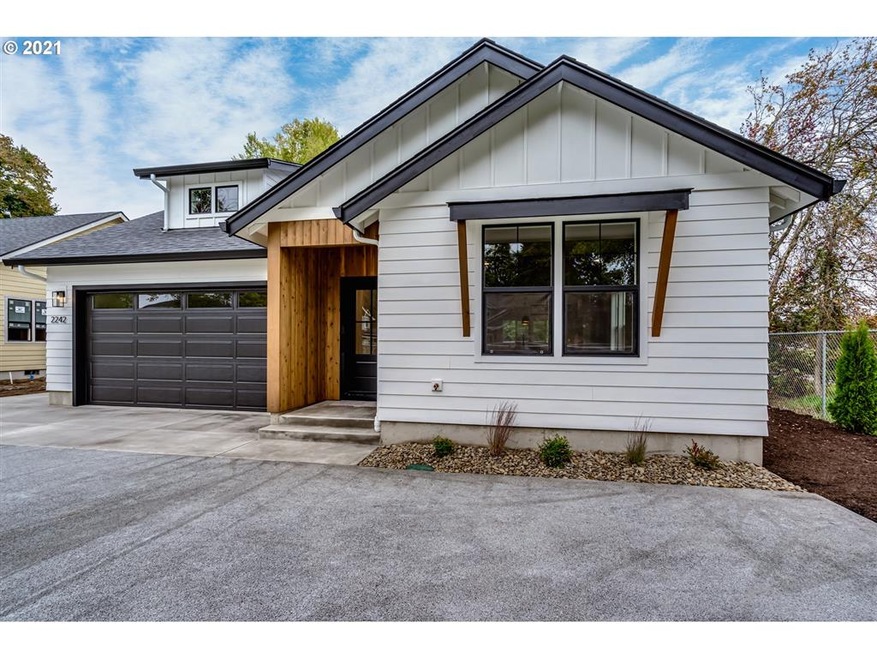 2242 Jeppesen Acres Rd, Eugene, OR 97401 - photo 1