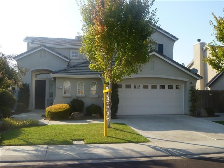 1923 Hyde Park Ln.