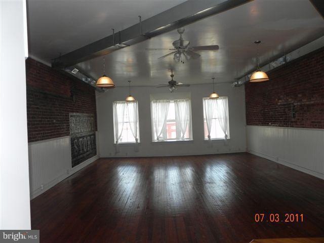 107 E Davis St unit C, Culpeper, VA 22701 - photo 1