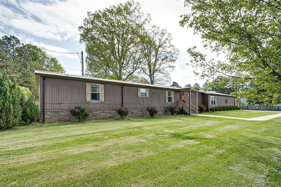 116 Bennett Farm Rd, Asheboro, NC 27205 - photo 1