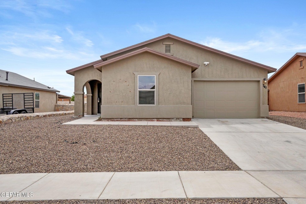 741 Villa Seca Dr, Horizon City, TX 79928 - photo 1