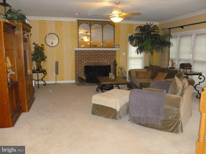 43356 St Andrews St, Chantilly, VA 20152 - photo 1