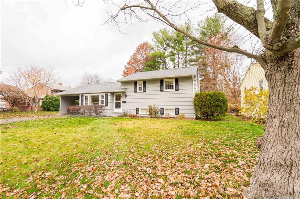 90 W Point Terrace, West Hartford, CT 06107 - photo 1