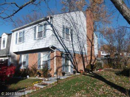 2266 Dawn Ln, Temple Hills, MD 20748 - photo 1