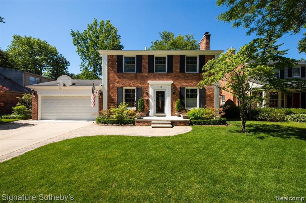 175 Hillcrest Ln Grosse Pointe-large-001-019-untit