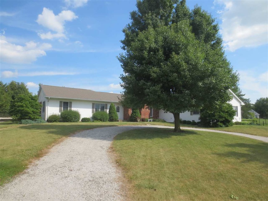9713 Homestead Rd, Roanoke, IN 46783 - photo 1