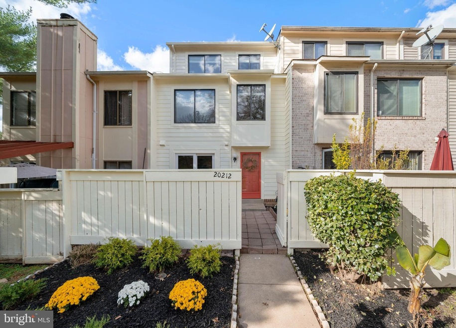 20212 Grazing Way, Montgomery Village, MD 20886 - photo 1