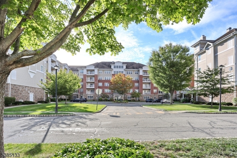 8415 Warrens Way, Wanaque, NJ 07465 - photo 1