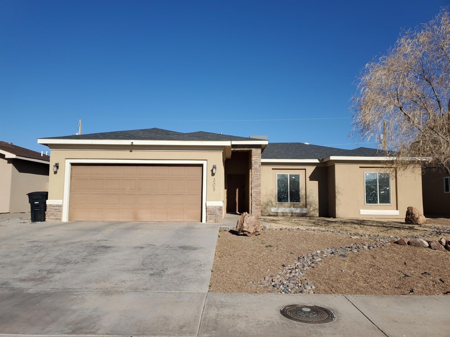 305 Coronado Dr, Alamogordo, NM 88310 - photo 1
