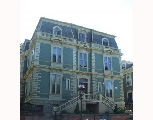 119 Benefit St unit 8, Providence, RI 02903 - photo 1