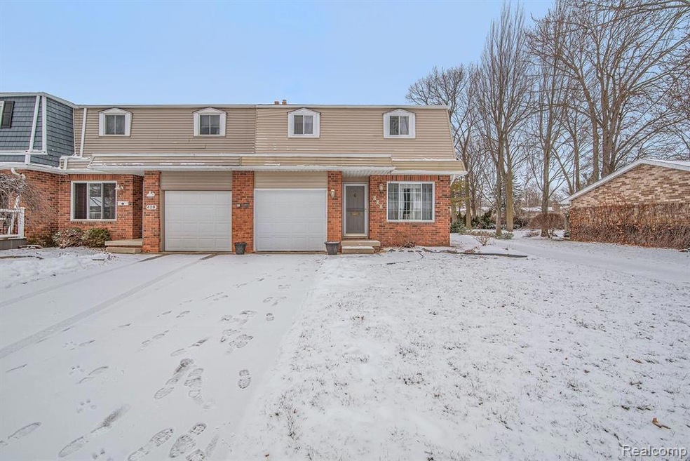 431 Leland St, Flushing, MI 48433 - photo 1