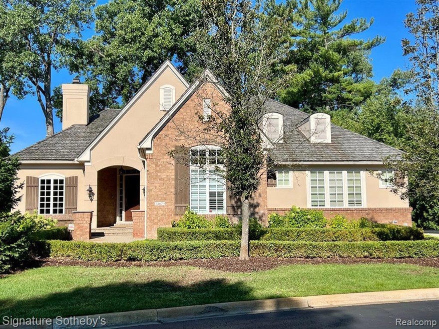 32679 Brookwood Ln unit 14, Franklin, MI 48025 - photo 1