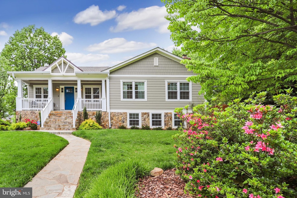 6900 Sycamore St, Falls Church, VA 22046 - photo 1