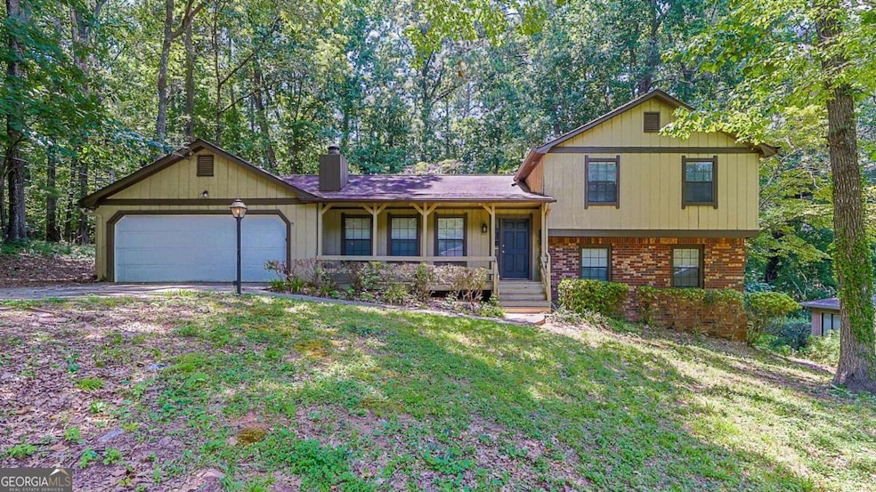 416 Pineburr Ln, Stone Mountain, GA 30087 - photo 1