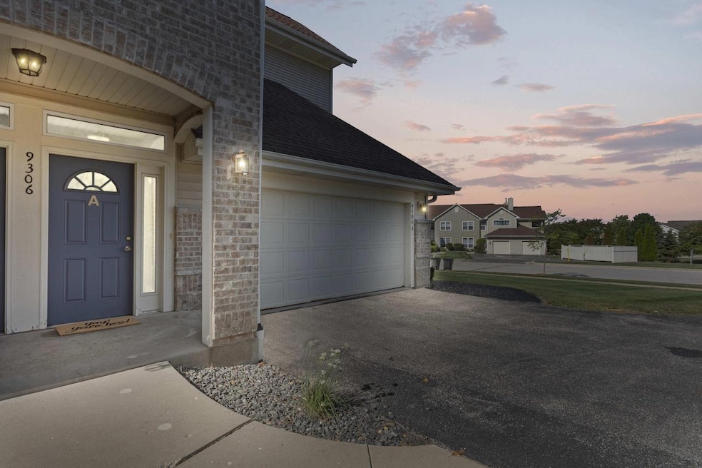 9306 S Cobblestone Way Unit A