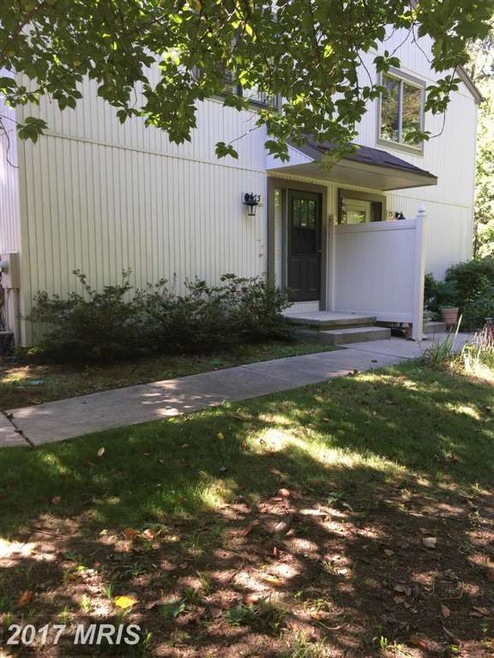 73 Dendron Ct, Parkville, MD 21234 - photo 1