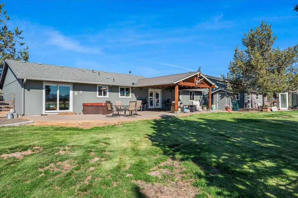 5900 NW 59th St, Redmond, OR 97756 - photo 1