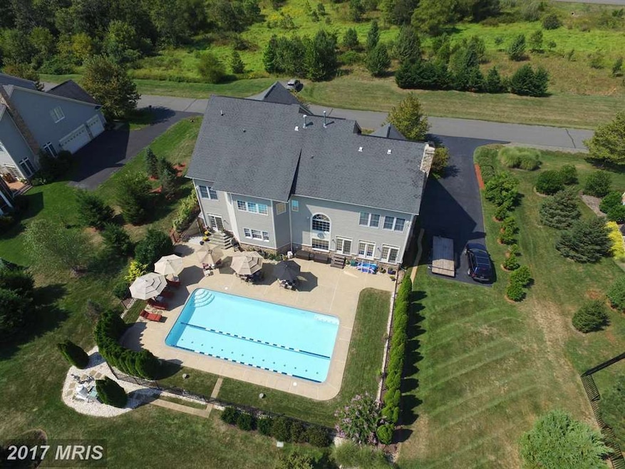 19618 Bellingham Ln, Leesburg, VA 20175 - photo 1