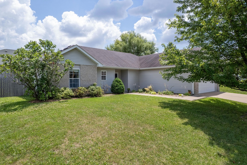 3810 Crocodile Dr, Columbia, MO 65202 - photo 1