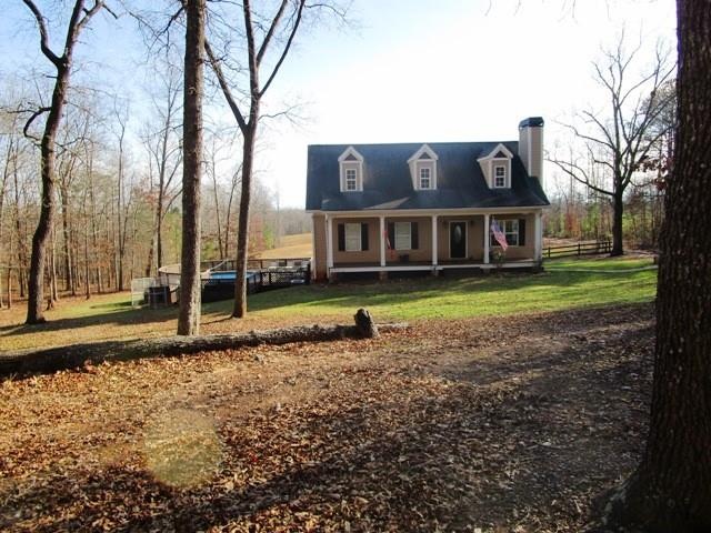 934 Clem Lowell Rd....