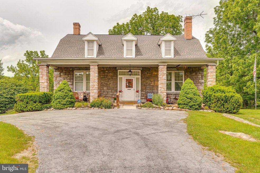 7765 Martinsburg Pike, Shepherdstown, WV 25443