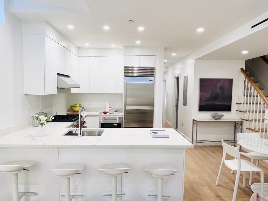 112 Myrtle St unit g, Boston, MA 02114 - photo 1