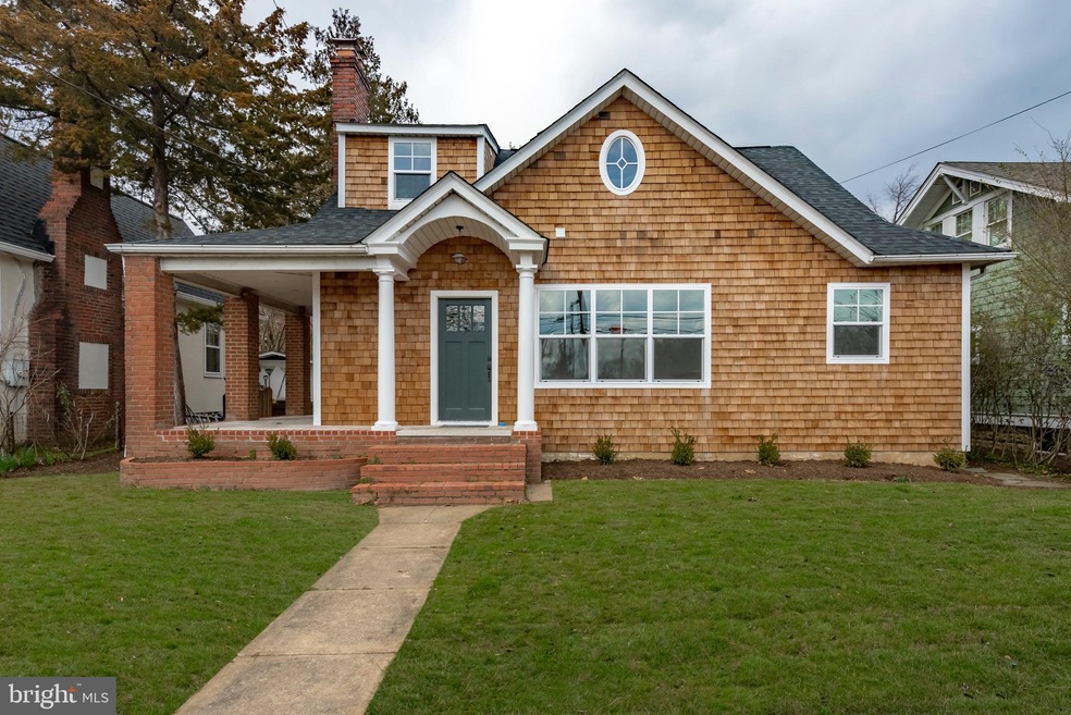 824 Chesapeake Ave, Annapolis, MD 21403 - photo 1