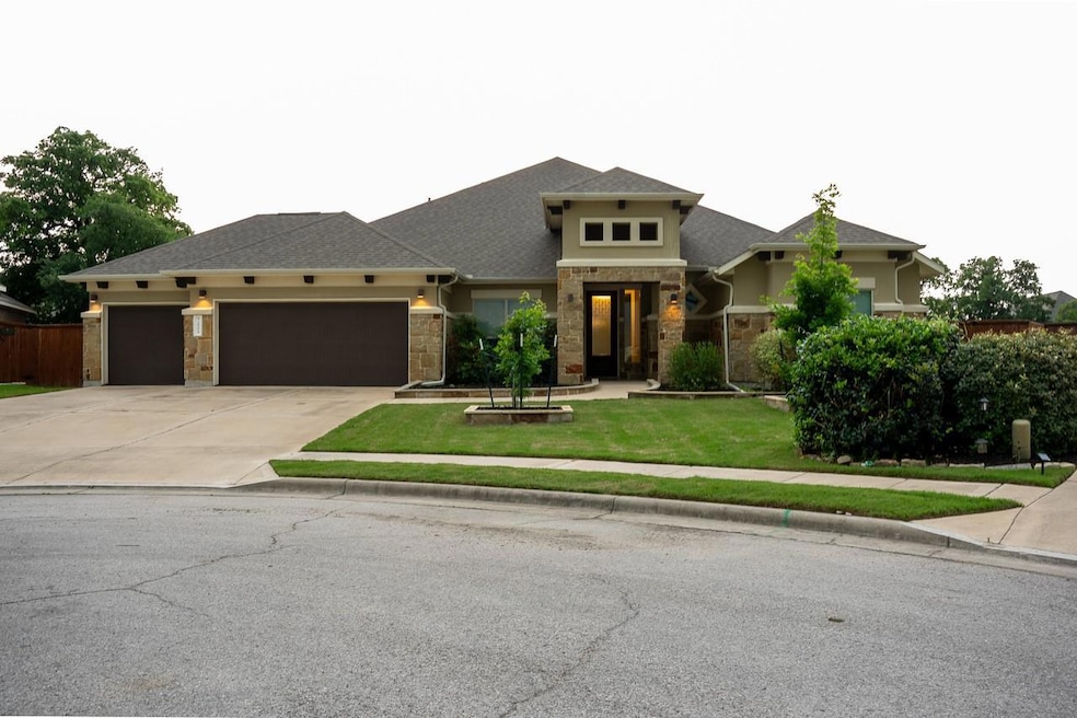 For Sale $765,500 • Co-Listing Agent