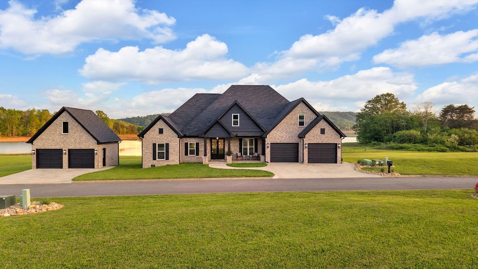 For Sale $1,100,000 • Co-Listing Agent