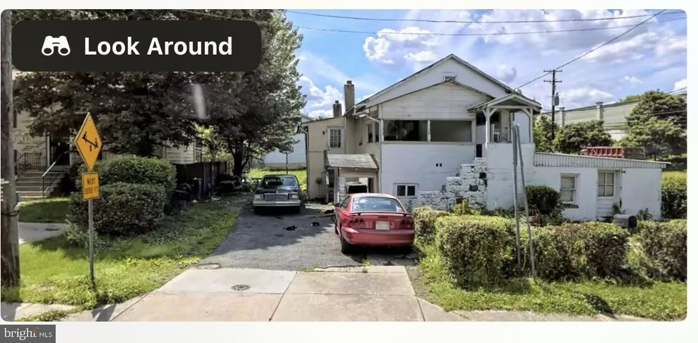 1110 Cypresstree Dr, Capitol Heights, MD 20743 - photo 1