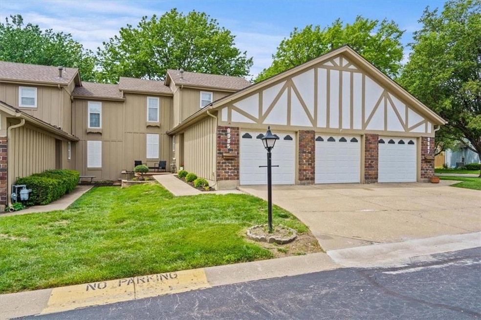 9985 Edelweiss Cir, Shawnee, KS 66203 - photo 1