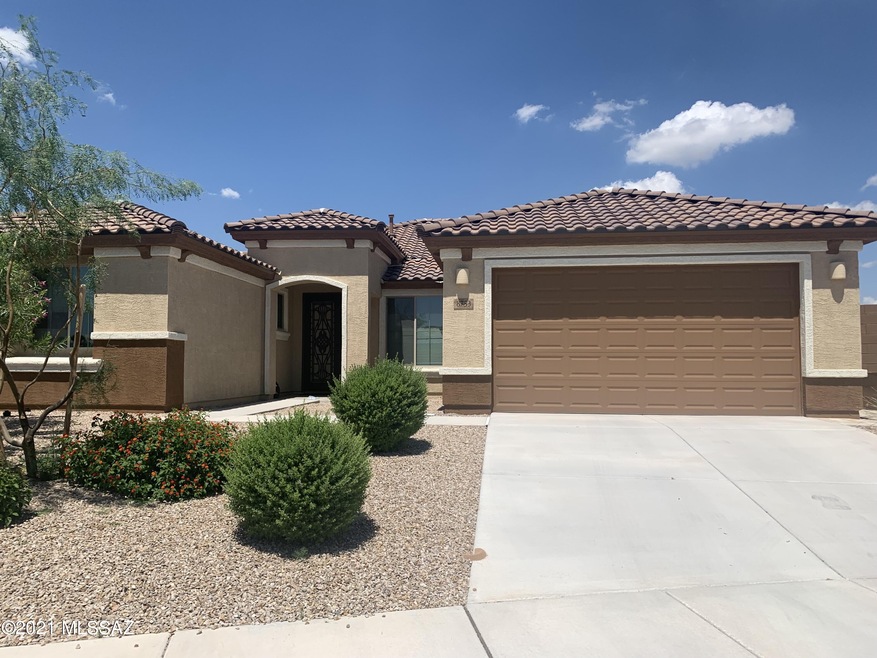 8753 N Big Ben Ln, Tucson, AZ 85742 - photo 1