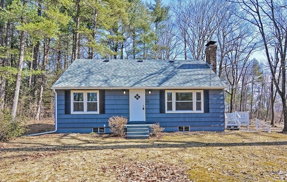 31 S Ashburnham Rd, Westminster, MA 01473 - photo 1
