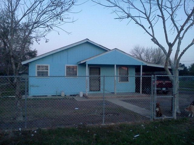 6820 D St unit 8, Mercedes, TX 78570 - photo 1