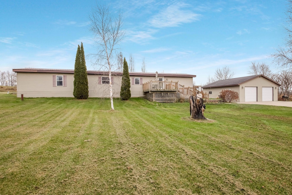 3 27 7 8 St, Dovre Township, WI 54757 - photo 1