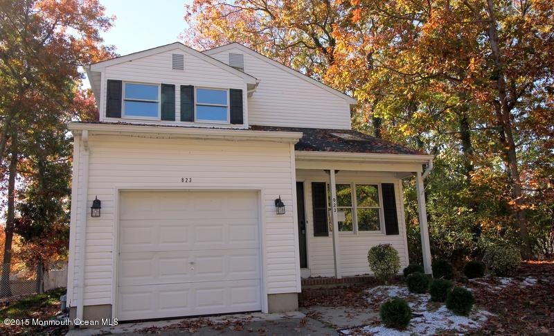 3 Bed 2.5 Bath