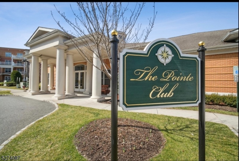 3309 Pointe Gate Dr unit 9, Livingston, NJ 07039 - photo 1