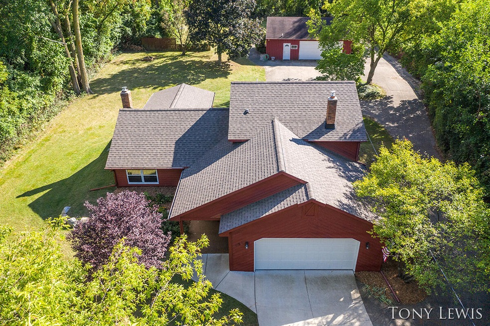 1.06 acre with pole barn!