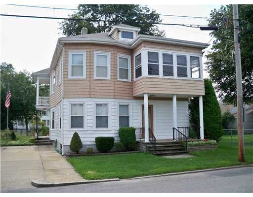 42 Tingley St, Pawtucket, RI 02861 - photo 1