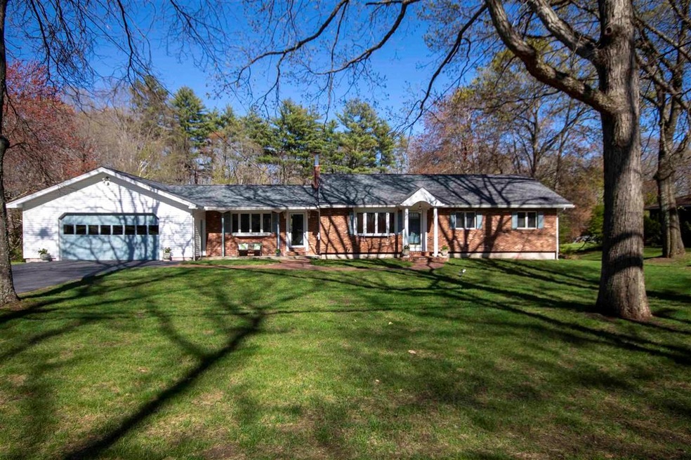 200 Huse Rd, Manchester, NH 03103 - photo 1