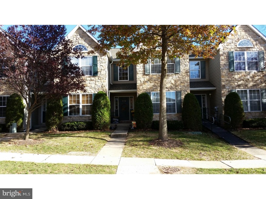 470 Deer Run Ct, Royersford, PA 19468 - photo 1